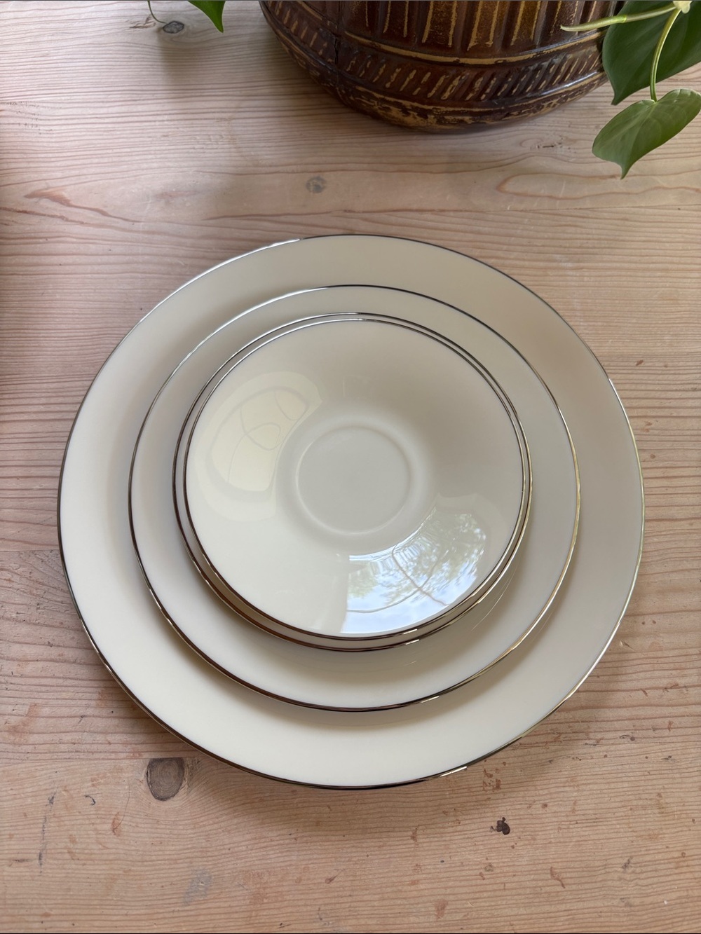 Lenox Maywood Vintage Fine China Pattern Featuring Ivory Porcelain W/Platinum